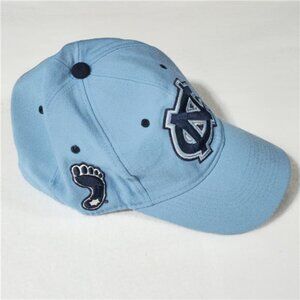 Vintage 90s UNC Tar Heels Zephyr Fitted Hat Blue Size 7 1/8 NCAA Logo Wool Blend